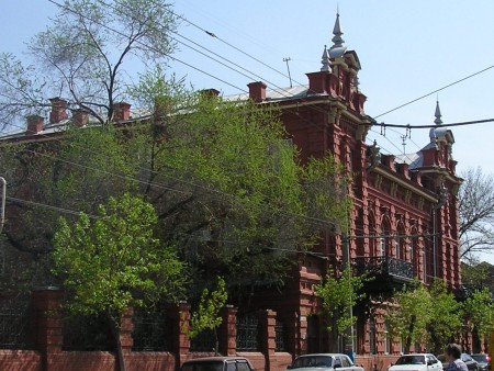 Центр детского научно-технического творчества Ежегодно в центре обучаются более двух с половиной тысяч мальчишек и девчонок города Астрахани и Астраханской области